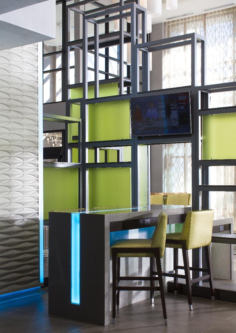 Holiday Inn Express & Suites Oklahoma City Downtown - Bricktown By Ihg Exterior foto